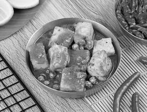 Motor Paneer Er Rosha (8pcs)