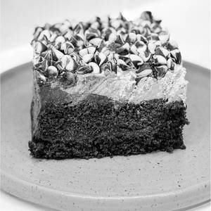Chocolate Chip Ice Cream Pastry