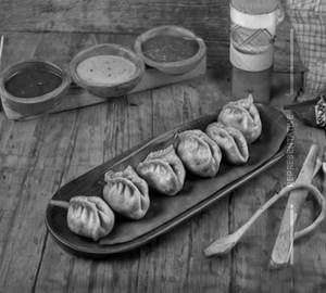 Veg Peri Peri Dusted Momos