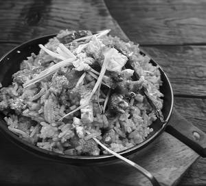 Chicken schezwan fried rice