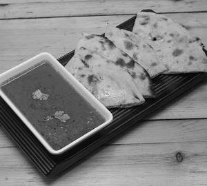 Keema Naan With Gravy
