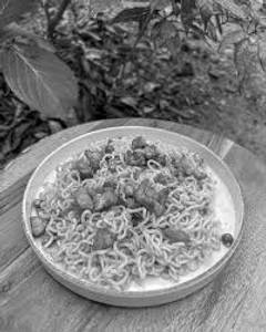 Crispy Chicken Spicy Maggi