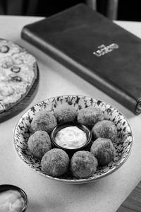Cheese Balls (8 Pcs)