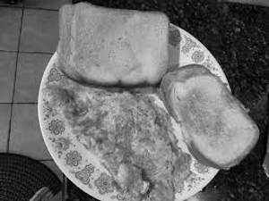Butter omelette with bread