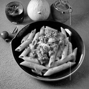 Penne Arrabbiata Con Pollo E Olive