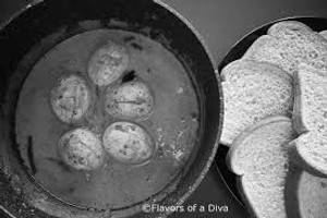 Egg curry with bread