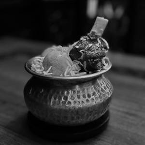 Kolkata Style Mutton Biryani [Serve 1]