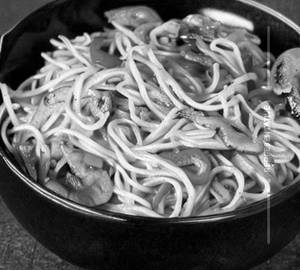Veg Mushroom Noodles
