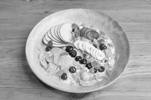 Overnight Muesli Bowl