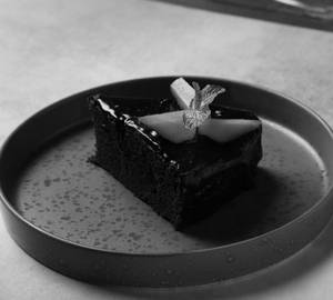 Vegan Chocolate Cake Slice