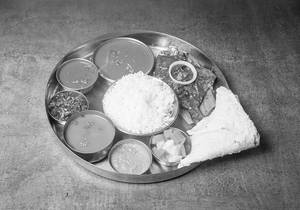 Pomfret Thali