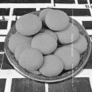 Besan Khatai