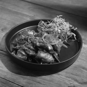 Home Town Chicken In Chilli Sauce