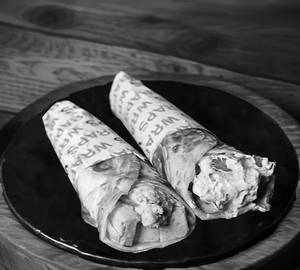 Single Egg Paneer Kathi Roll