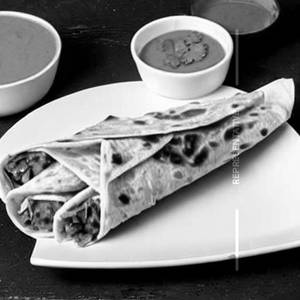 Paneer Makhani Wrap