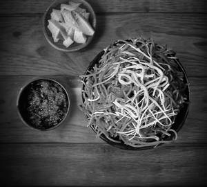 Veg Schezwan Noodles
