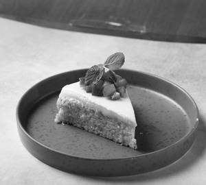 Lemon Yuzu Cake Slice