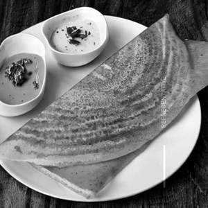 Lasoon Cheese Egg Dosa