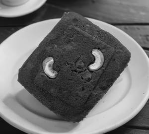 Plum Cake [100 Grams]