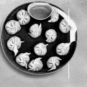 Veg momos cocktail momos