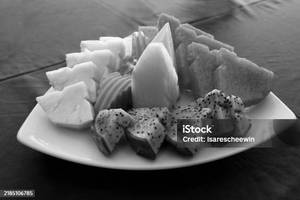 Pineapple And Papaya And Water Melon Mix Fruit Bowl Large 