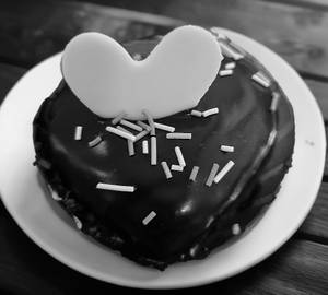 Lovee's Special Heart Cake