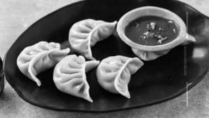 Paneer Gravy Momos