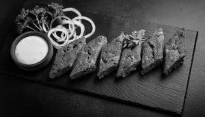 Kadak Subz Seekh Kebab