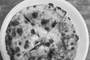 Margherita (classic cheese)