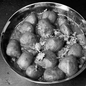 Baby Kasuri Aloo