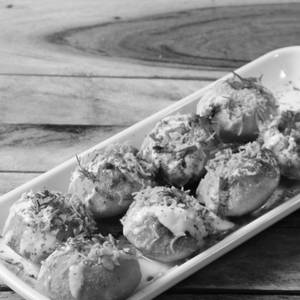 Bharwa Golgappe