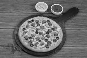 9 Veg Delight Pizza