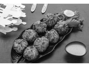Veg Achari Dim Sum [8 Pieces]