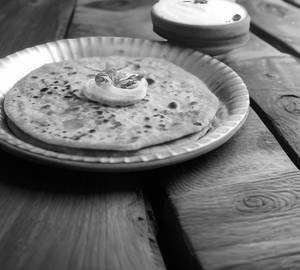 Aloo Pyaz Paratha