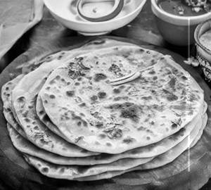 Paneer paratha
