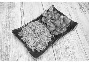 Fried Rice With Chilli Paneer