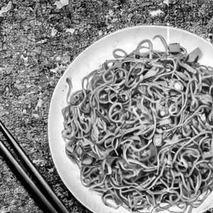 Prawns Schezwan Hakka Noodles