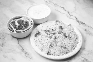 Dal Makhani With Jeera Rice And Raita