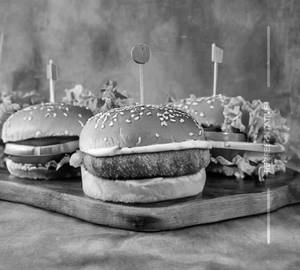Paneer Tikki Burger