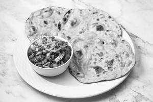Chana Masala With 3 Butter Roti
