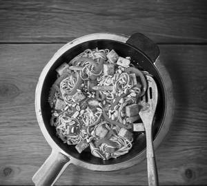 Veg Paneer Noodles (Chowmein)