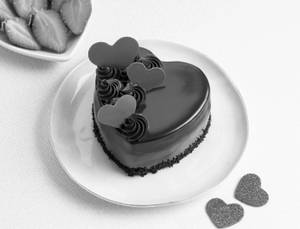 Chocolate & Strawberry Heart Shaped Bento Cake [300g ]