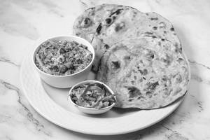 Paneer Bhurji With 3 Plain Roti And Salad