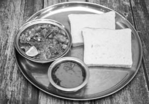 Jain Misal With Slice
