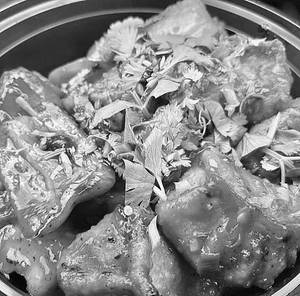 Achari Momos