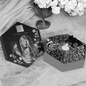 ZOROY Maharani Hexagon Gift Hamper