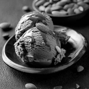 Almond Coffee Fudge Ice Cream