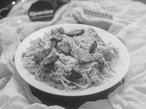 Chicken Mix Hakka Noodles