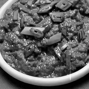 Cottage Cheese In Dry Red Chilli Sauce