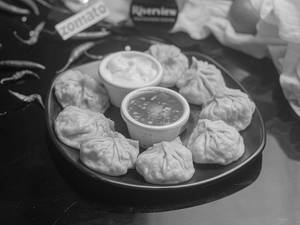 Veg Steamed Momos